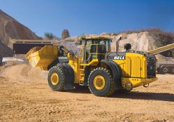 Bell L2606E Wheeled Loader & B40D ADT