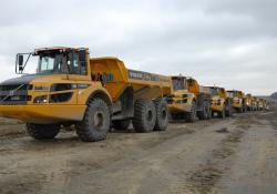 Jakto Excavations’ three new Volvo A25G