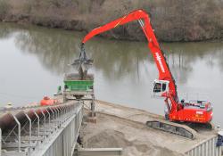 SENNEBOGEN 850 E handler