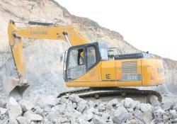 LiuGong 926E working at the quarry.jpg