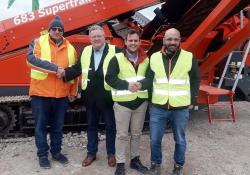 Nigel Irvine of Terex Finlay (second left) welcomes Olaf Mulder (first left) of new Spanish dealer Mycsa Mulder