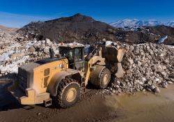  The new 982 XE loader features continuous variable transmission (CVT) to increase fuel efficiency