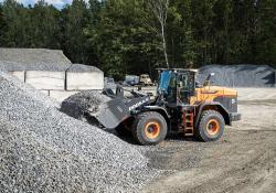 Doosan DL380-7 wheel loader World of Concrete Las Vegas Convention Center