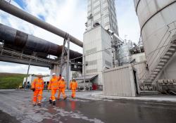 From left: Hanson UK CEO Simon Willis, David TC Davies MP, Minister for Wales, Padeswood cement works plant manager David Quick and Iain Walpole, Hanson’s head of process and sustainability – CCS, at Hanson’s Padeswood facility