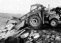 volvo first wheeled loader