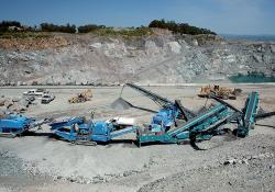 Tracked machines operating at Dutra's basalt quarry