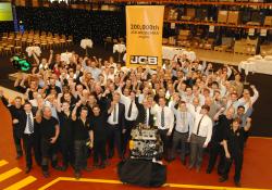 JCB Power Systems employees celebrate the 200,000 JCB engine milestone