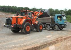 Doosan DL420-3 Stage IIIB compliant large wheeled loader