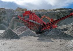 Terex Finlay 684 two-deck screen