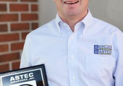 Jeff May with the Chairman’s Circle Award