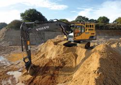 Volvo EC220D excavator 