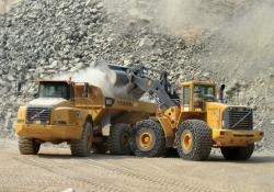 Volvo haulers and wheeled loaders at Fujairah