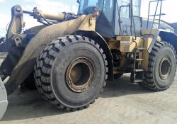 Caterpillar wheeled loader with Magna 26.5R25 MA02 tyres