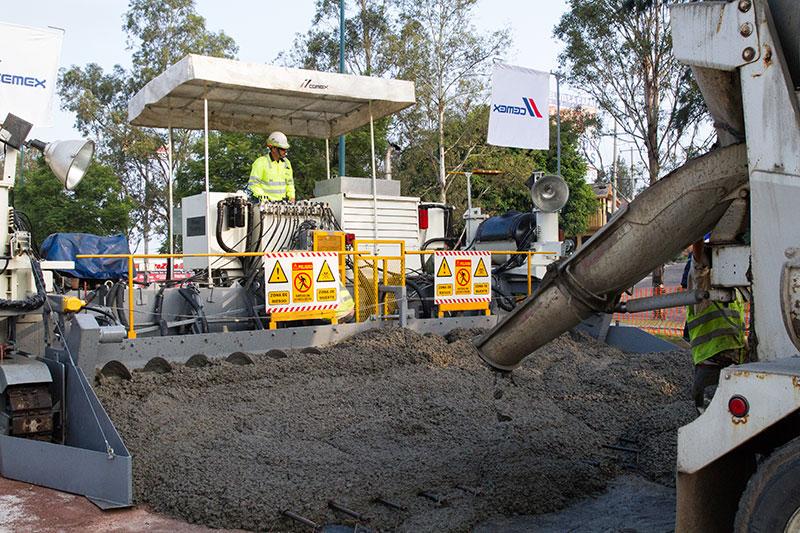 Cemex hydraulic concrete paver