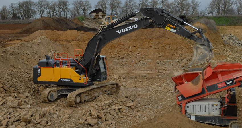 Brauncewell Quarries EC480EL excavator