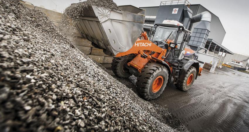 Hitachi_ZW180-6_wheelloader