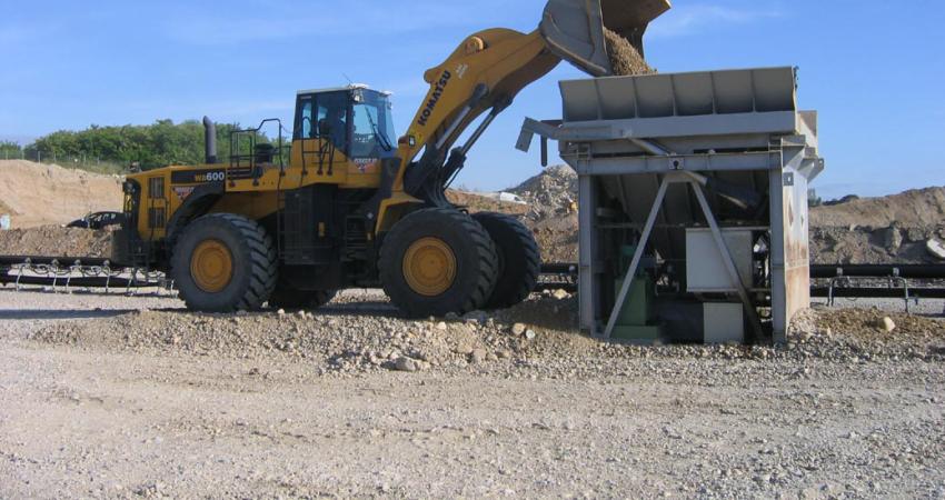 Field Conveyor and Crusher