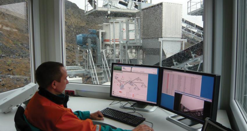 Metso new crushing plant control rooom