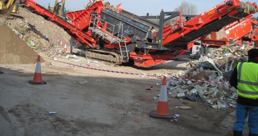 Terex Finlay’s 883 two-deck Spaleck screen box