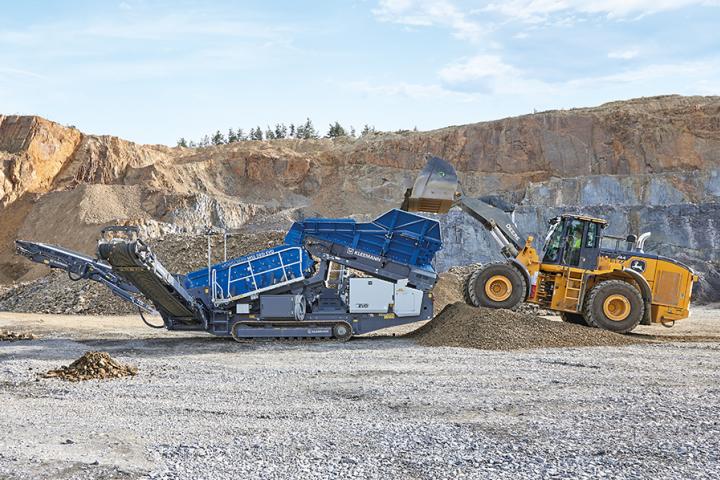 KL_ MSS 502i EVO The MSS 502(i) EVO impresses with a feed capacity of up to 350 t/h in natural stone and recycling