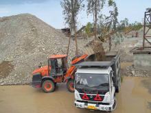 rigid tipper truck 