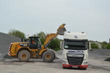 Cat 966M wheeled loader 