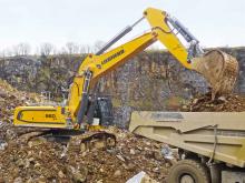 Liebherr R 960 SME excavator 