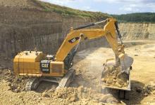 Caterpillar 6015B at the Baresel quarry