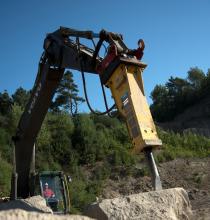 Atlas Copco MB 1650 breaker