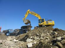 Komatsu_hybridexcavator_BS_A1