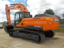 Doosan-excavator-Leeds.jpg