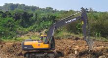 PT Escorindo - Volvo-EC200D.jpg