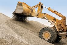 loader pushing aggregates