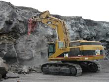 Cat 365 with breaker attachment 