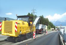 BOMAG paver