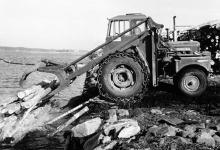 volvo first wheeled loader