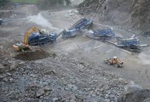 mobile crushing and screening plant at Latteragh