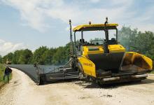 Asphalt laying machine